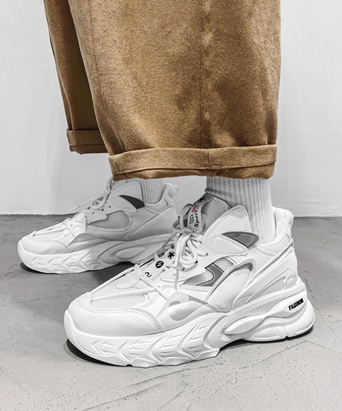 shoes365（シューズスリーシックスファイヴ）の「【SHOES 365】厚底ダッドスニーカー（スニーカー・メンズ・ダークグレー/ホワイト・25.5cm/26.0cm/25.0cm/26.5cm/27.0cm）」の2枚目の写真