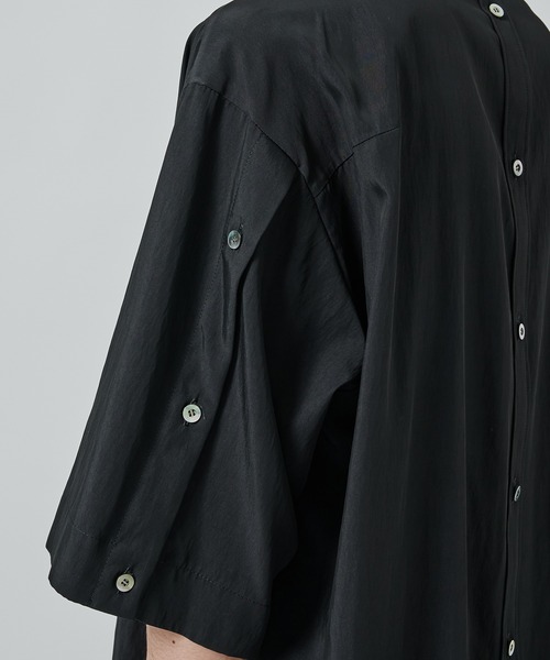 UJOH（ウジョー）の「【UJOH HOMME】別注 Full Open Half Sleev Shirt（シャツ/ブラウス・メンズ・ベージュ/ブラック・4/5）」の3枚目の写真