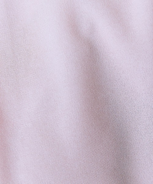 marun（マルン）の「＜大きいサイズ＞ハートアクセ付フロントタックブラウス　marun（シャツ/ブラウス・レディース・ネイビー/ピンクベージュ・L/LL/3L/4L/5L）」の18枚目の写真