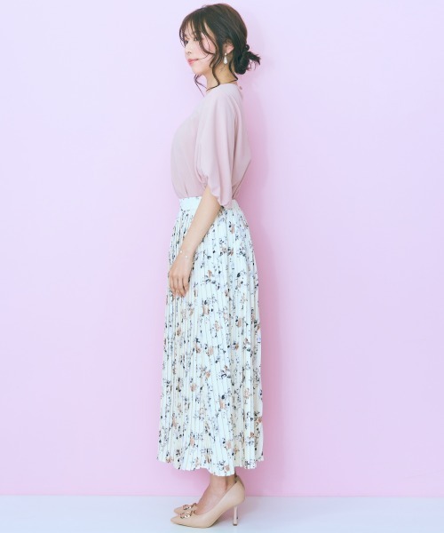 marun（マルン）の「＜大きいサイズ＞ハートアクセ付フロントタックブラウス　marun（シャツ/ブラウス・レディース・ネイビー/ピンクベージュ・L/LL/3L/4L/5L）」の22枚目の写真