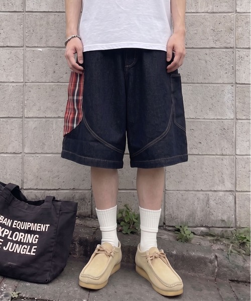 SPINNS（スピンズ）の「ゆったりシルエット！バルーンデニムハーフパンツ/チェック/ユニセックス（デニムパンツ・メンズ・ネイビー系/ブラック×レッド・L/M）」の2枚目の写真