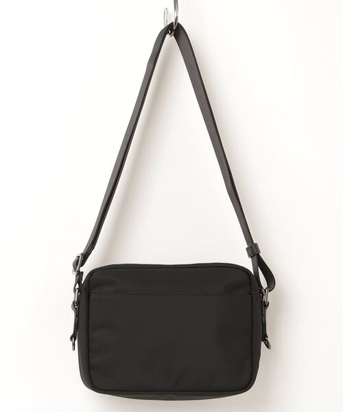DSQUARED2(ディースクエアード)の「Urban Crossbodybag/0252(ショルダーバッグ・メンズ・ブラック・FREE)」の2枚目の写真