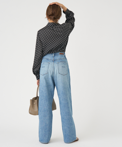 IENA(イエナ)の「《WEB限定/追加2》サテンドットタイ付ブラウス(シャツ/ブラウス・レディース・ブラック/ネイビー・FREE)」の17枚目の写真