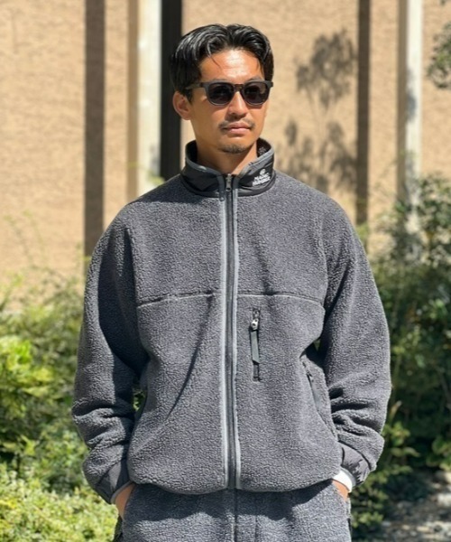 MAGIC NUMBER(マジック ナンバー)の「【MAGIC NUMBER】REVERSIBLE RETRO BOA JK(その他アウター・メンズ・ネイビー/チャコール・MEDIUM/LARGE)」の2枚目の写真