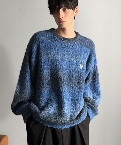 Classical Origin(クラシカルオリジン)の「「質感で魅せる。」Gradient Boucle Knit Crew Neck Sweater/ブークレー素材グラデ―ションオーバーサイズクルーネックセーター(ニット/セーター・メンズ・ブルー/グレー/ブラック・LARGE/MEDIUM/SMALL)」の12枚目の写真