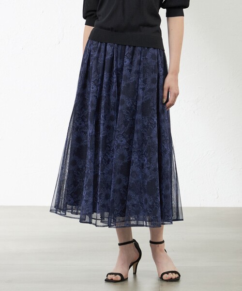 amaca（アマカ）の「Swim Dunclare チュールスカート（スカート・レディース・グレー系その他2/ネイビー・38）」の2枚目の写真