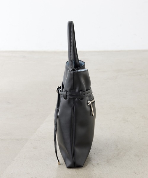 PAPILLONNER（パピヨネ）の「ベルトワンハンドルトート（トートバッグ・レディース・ベージュ/ブラック・FREE）」の10枚目の写真