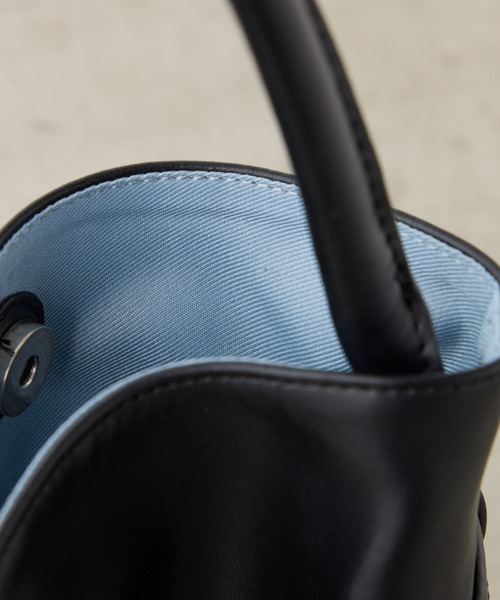 PAPILLONNER（パピヨネ）の「ベルトワンハンドルトート（トートバッグ・レディース・ベージュ/ブラック・FREE）」の14枚目の写真