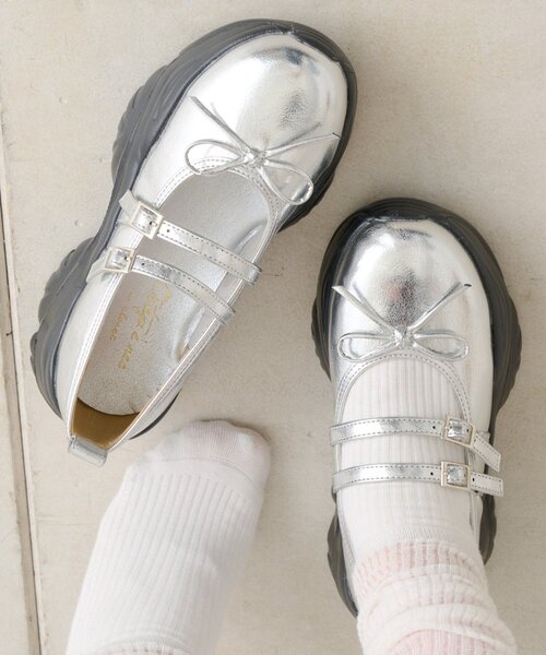 w closet(ダブルクローゼット)の「【25AW】リボン厚底バレエシューズ(その他シューズ・レディース・ブラック/シルバー/オフホワイト・SMALL/MEDIUM/LARGE)」の12枚目の写真