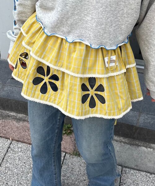 HELLO.SANFRANCISCO（ハローサンフランシスコ）の「【HELLO.SANFRANCISCO/ハローサンフランシスコ】マルチウェイフラワーカット巻きスカート（スカート・レディース・ホワイト/ベージュ/イエロー・ONE SIZE）」の4枚目の写真