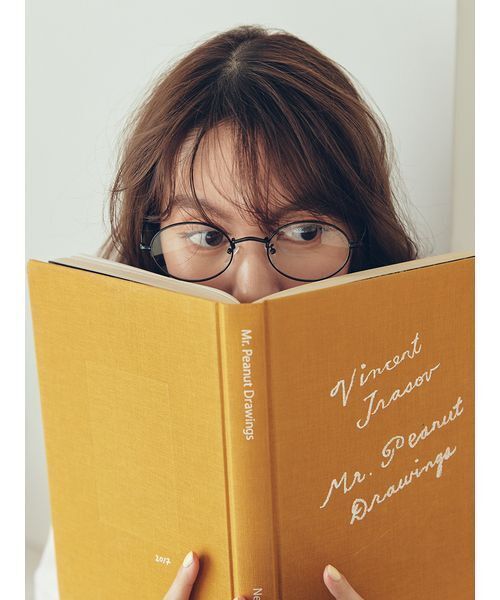 Mila Owen（ミラオーウェン）の「オーバルスリムフレームダテメガネ（メガネ・レディース・ブラック/ゴールド・F）」の13枚目の写真