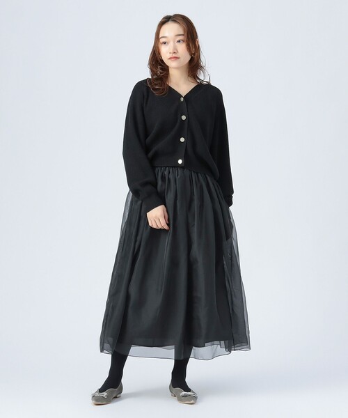 BEAMS HEART（ビームスハート）の「【セットアイテム】Vネック ニットカーディガン × シアー フレアスカート（ワンピース・レディース・カーキ/ブラック/グレー・FREE）」の15枚目の写真