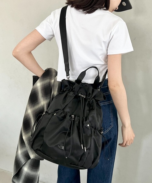 THE NORTH FACE（ザノースフェイス）の「国内未発売 THE NORTH FACE(ザ・ノースフェイス)/3WAY 巾着型 ショルダー ボディバッグ リュック バックパック/BONNEY PACK M（バックパック/リュック・レディース・ブラック/クリーム/ピンク/ブラック系その他/グレー・FREE）」の20枚目の写真