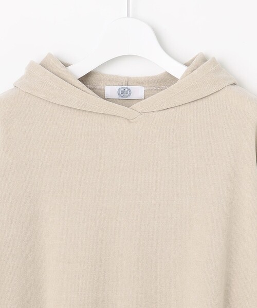 J.PRESS(ジェイプレス)の「CHENILLE フーデッド ニット(ニット/セーター・レディース・ベージュ系/ライトグレー系/ブラック系・T15/T13)」の7枚目の写真