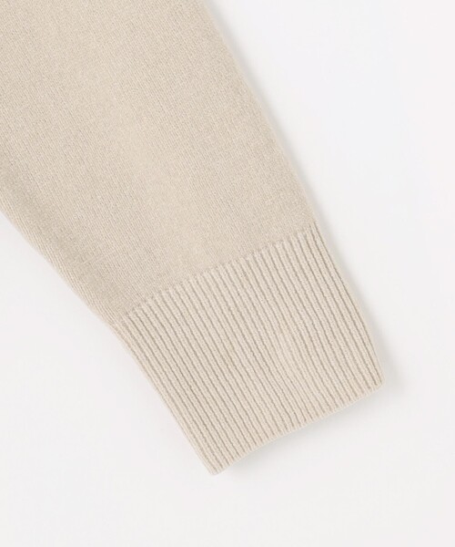 J.PRESS(ジェイプレス)の「CHENILLE フーデッド ニット(ニット/セーター・レディース・ベージュ系/ライトグレー系/ブラック系・T15/T13)」の8枚目の写真