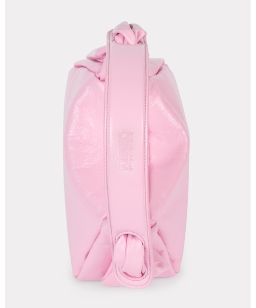 KENZO(ケンゾー)の「'KENZO Furoshiki' レザー ミニバッグ(メッセンジャーバッグ・レディース・ピンク系その他・ONE SIZE)」の3枚目の写真