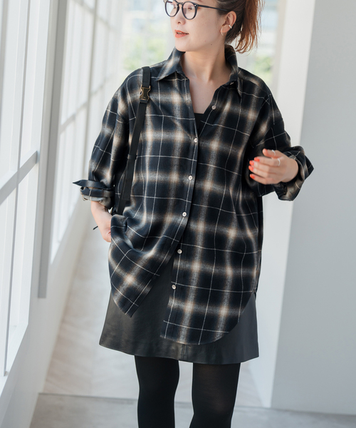 Spick & Span（スピックアンドスパン）の「メタルボタンオンブレーチェックルーズシャツ（シャツ/ブラウス・レディース・その他4/その他2/マルチ・FREE）」の14枚目の写真