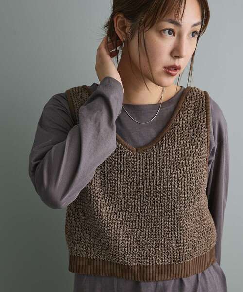 CRAFT STANDARD BOUTIQUE（クラフトスタンダードブティック）の「ワッフル編みニットベスト（ベスト・レディース・アイボリー/ブラウン・FREE）」の4枚目の写真