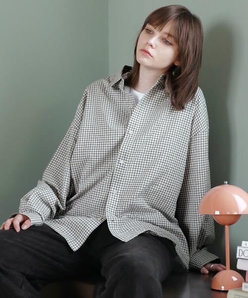 ROCHEM（ローシェン）の「ルーズシルエット短丈ストライプ/ミニチェックシャツ（シャツ/ブラウス・メンズ・ブルー/ブラウン/ネイビー/ブラック系/ホワイト系・L/M/S/XS）」の2枚目の写真