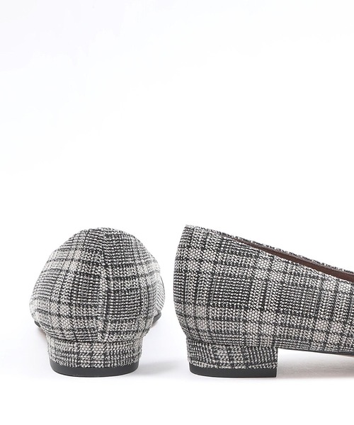 HIPS（ヒップス）の「【本革】ベルトデザインスクエアトゥパンプス（パンプス・レディース・ボルドー/チェック/ブラック/ネイビー・22.5cm/24.5cm/24cm/23.5cm/23cm）」の22枚目の写真