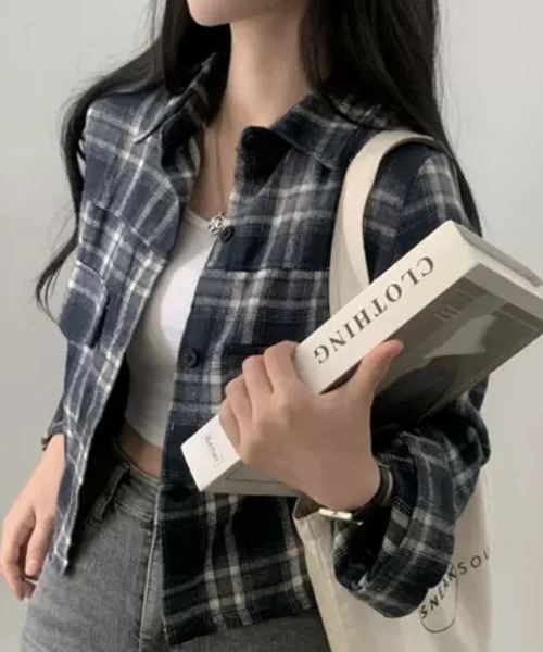 ampm(エーエムピーエム)の「クロップド丈チェックシャツジャケット(シャツ/ブラウス・レディース・ブラウン/レッド/ブルー・M/L)」の15枚目の写真