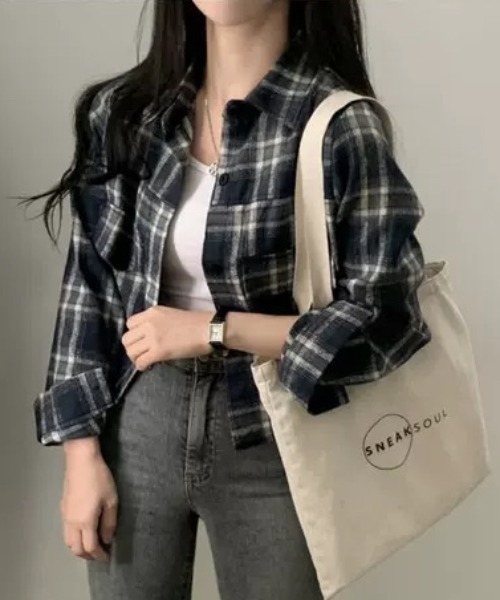 ampm(エーエムピーエム)の「クロップド丈チェックシャツジャケット(シャツ/ブラウス・レディース・ブラウン/レッド/ブルー・M/L)」の16枚目の写真