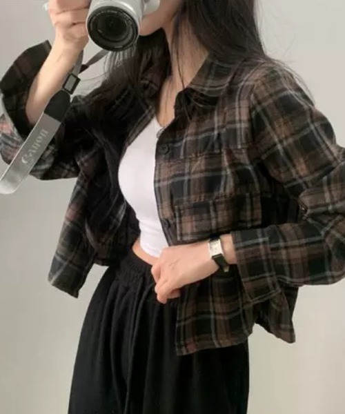 ampm(エーエムピーエム)の「クロップド丈チェックシャツジャケット(シャツ/ブラウス・レディース・ブラウン/レッド/ブルー・M/L)」の17枚目の写真