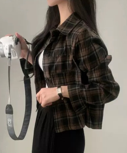 ampm(エーエムピーエム)の「クロップド丈チェックシャツジャケット(シャツ/ブラウス・レディース・ブラウン/レッド/ブルー・M/L)」の13枚目の写真