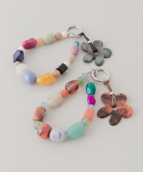 SMELLY（スメリー）の「フラワーモチーフカラフルキーチェーン（キーホルダー・レディース・ブラウン系その他/ブルー系その他・-）」の13枚目の写真