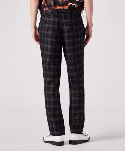 Paul Smith(ポールスミス)の「オンブレチェック テーパード トラウザーズ / 253158 UBP01(スラックス・メンズ・ネイビー/ダークグレー・SMALL/MEDIUM/LARGE/X-LARGE/XX-LARGE)」の11枚目の写真