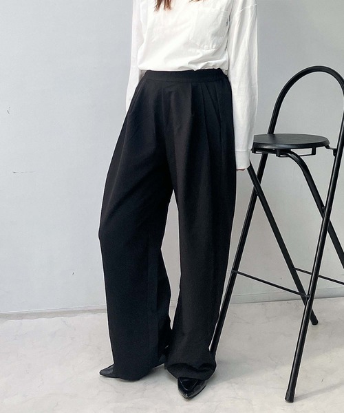 AS KNOW AS plus(アズノゥアズプラス)の「♪タックストレートスラックスパンツ セットアップ可能(スラックス・レディース・グレー系/ブラック/ブラウン系/ブラウン・FREE)」の2枚目の写真