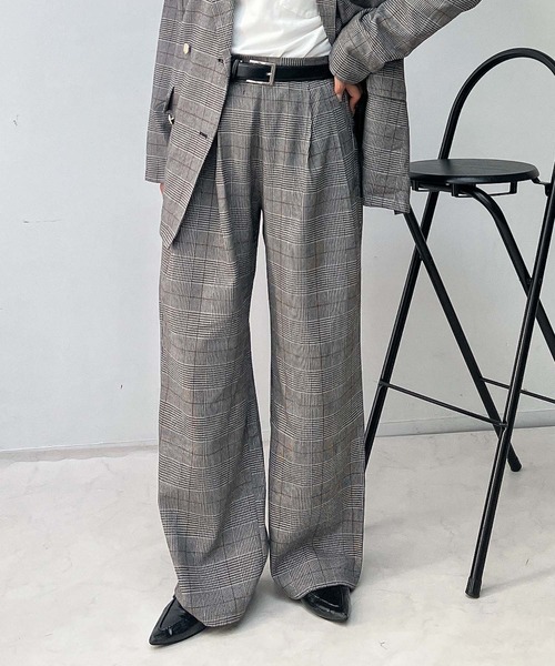 AS KNOW AS plus(アズノゥアズプラス)の「♪タックストレートスラックスパンツ セットアップ可能(スラックス・レディース・グレー系/ブラック/ブラウン系/ブラウン・FREE)」の10枚目の写真