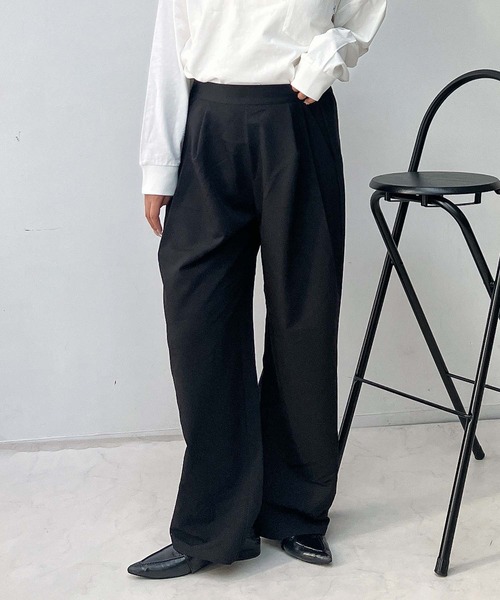 AS KNOW AS plus(アズノゥアズプラス)の「♪タックストレートスラックスパンツ セットアップ可能(スラックス・レディース・グレー系/ブラック/ブラウン系/ブラウン・FREE)」の12枚目の写真