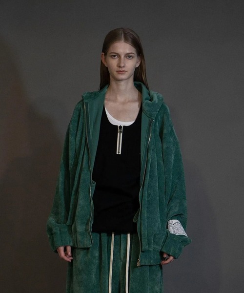 my beautiful landlet(マイビューティフルランドレット)の「【my beautiful landlet】 CHENILLE KNIT ZIP HOODIE(パーカー・メンズ・グリーン/ベージュ/ネイビー/ブラック/イエロー・1/0)」の3枚目の写真