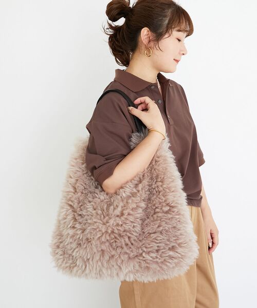 le.coeur blanc（ルクールブラン）の「ビッグエコファーバッグ（トートバッグ・レディース・ブラウン/グレイッシュベージュ・FREE）」の12枚目の写真