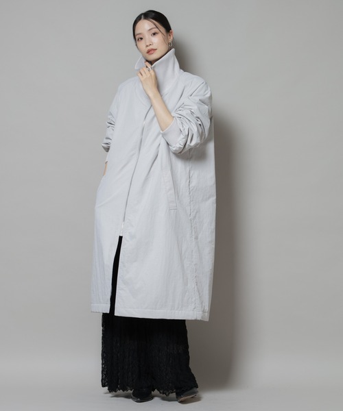 NANO universe（ナノユニバース）の「撥水加工・機能中綿 ジップアップリブロングコート（その他アウター・レディース・ブラック/カーキ/ライトグレー・FREE）」の2枚目の写真