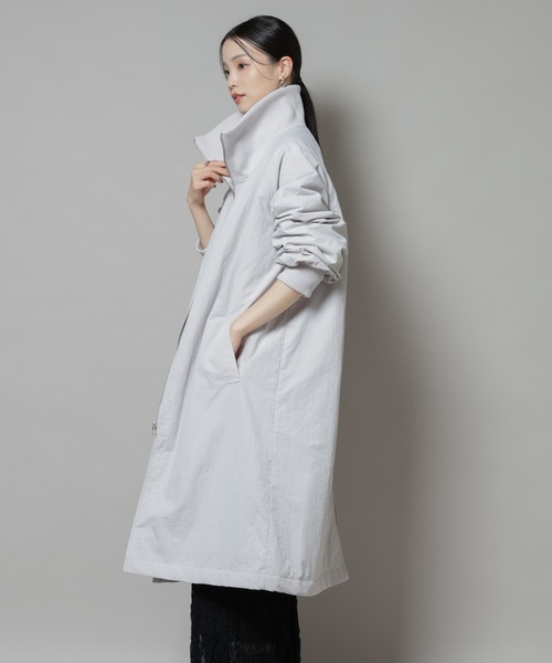 NANO universe（ナノユニバース）の「撥水加工・機能中綿 ジップアップリブロングコート（その他アウター・レディース・ブラック/カーキ/ライトグレー・FREE）」の6枚目の写真