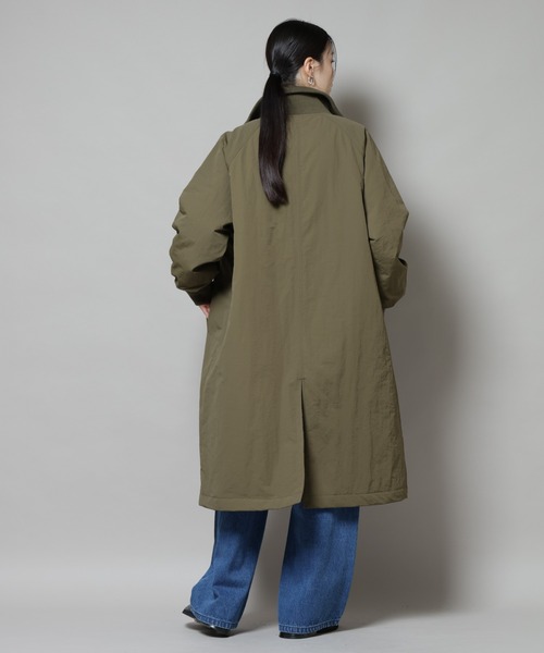 NANO universe（ナノユニバース）の「撥水加工・機能中綿 ジップアップリブロングコート（その他アウター・レディース・ブラック/カーキ/ライトグレー・FREE）」の13枚目の写真