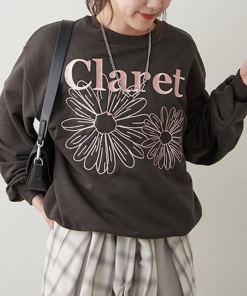 continuer de NICE CLAUP(コンティニューデナイスクラップ)の「フラワー刺繍スウェット(スウェット・レディース・ブラウン/スミクロ/オートミール/オフホワイト・FREE)」の10枚目の写真