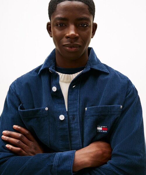 tommy jeans（トミー ジーンズ）の「リラックスウォッシュドコーデュロイシャツ（シャツ/ブラウス・メンズ・ネイビー/ブラウン系その他・X-LARGE/LARGE/SMALL/MEDIUM）」の3枚目の写真