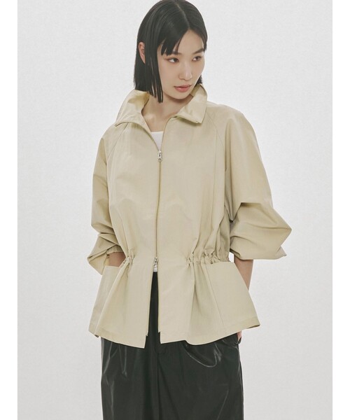 MIDIUMISOLID(ミディウミソリッド)の「MIDIUMISOLID for Ladies テントラインジップジャケット(その他アウター・レディース・ベージュ/ブラック・FREE)」の1枚目の写真