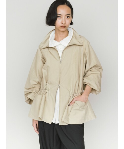 MIDIUMISOLID(ミディウミソリッド)の「MIDIUMISOLID for Ladies テントラインジップジャケット(その他アウター・レディース・ベージュ/ブラック・FREE)」の15枚目の写真