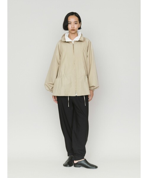 MIDIUMISOLID(ミディウミソリッド)の「MIDIUMISOLID for Ladies テントラインジップジャケット(その他アウター・レディース・ベージュ/ブラック・FREE)」の16枚目の写真