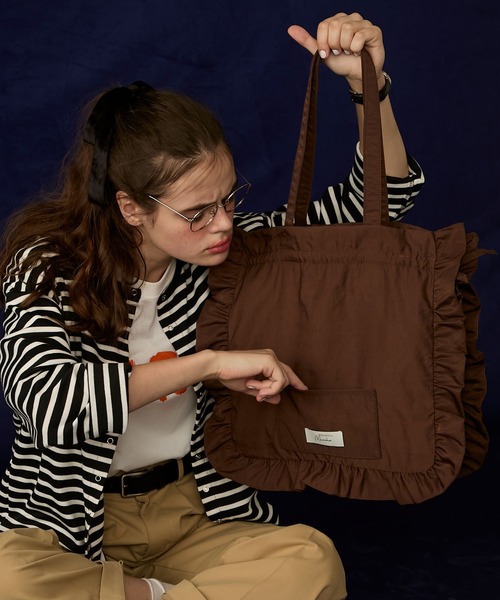 BONLECILL Marche(ボンルシールマルシェ)の「【BONLECILL Marche】《マチあり》フリルドロストトートバッグ(トートバッグ・レディース・アイボリー/ブラック/レッド/ブラウン/イエロー/ネイビー・FREE)」の20枚目の写真
