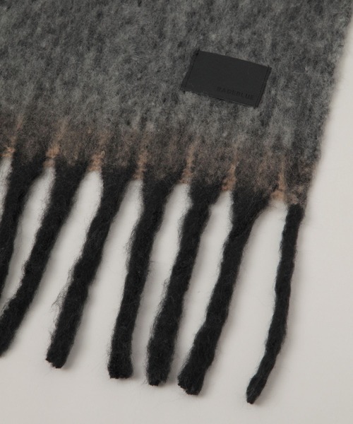 RAGEBLUE（レイジブルー）の「アソートフトフリンジマフラー（マフラー・レディース・オフホワイト/ネイビー/ライトブルー/ブラック/ワインレッド/キャメル・FREE）」の7枚目の写真