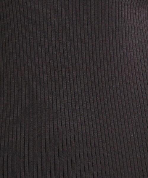 SHOO・LA・RUE（シューラルー）の「【絶妙なゆるピタ/洗濯機可】ちくちくしにくい リブクルーネックやわらかニット（ニット/セーター・レディース・モスグリーン/ボルドー/ライトブルー/ブラック/ホワイト系7/ライトグレー系4・04/01/02/03）」の15枚目の写真