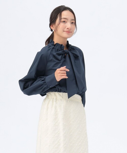 BEAMS HEART（ビームスハート）の「【セレモニー・ハレの日】ボウタイ ギャザー ブラウス（シャツ/ブラウス・レディース・サックスブルー/オフホワイト/ネイビー・FREE）」の21枚目の写真