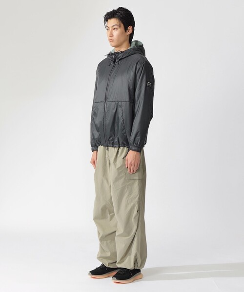 ECOALF(エコアルフ)の「ACT NETPLUS リバーシブルアウター UNISEX 【日本限定】(ブルゾン・メンズ・ブラック/オフホワイト/グリーン系その他2・L/S/M)」の17枚目の写真