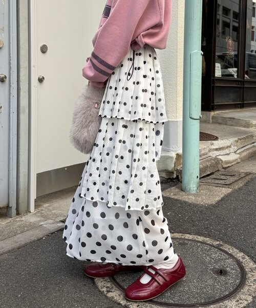 CIAOPANIC(チャオパニック)の「ドットプリーツティアードスカート(スカート・レディース・オフホワイト/ブラック/ベージュ・ONE SIZE)」の9枚目の写真