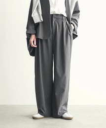 SOLAMONAT LARME（ソラモナラーム）の「タックパンツ（スラックス）」